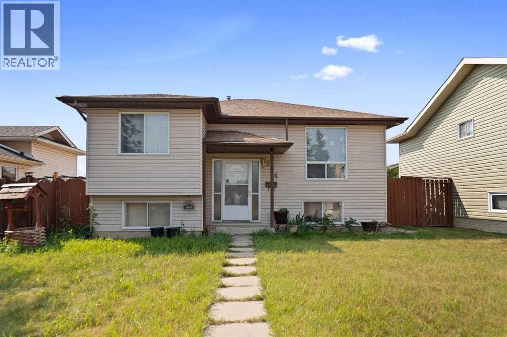 224 Faldale Close NE