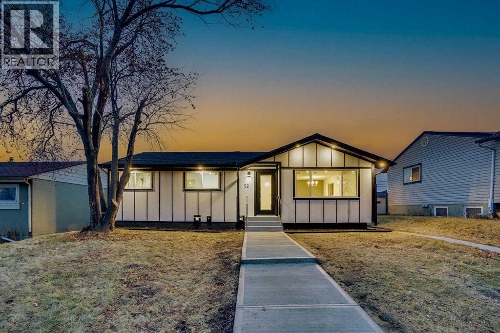 52 Franklin Drive SE
