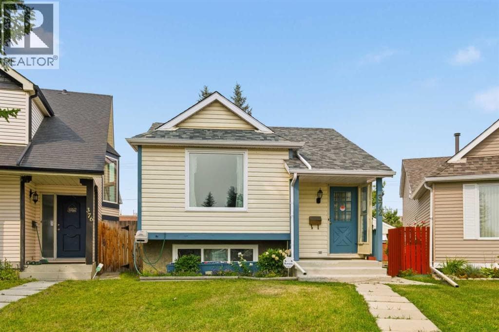 372 Woodfield Place SW