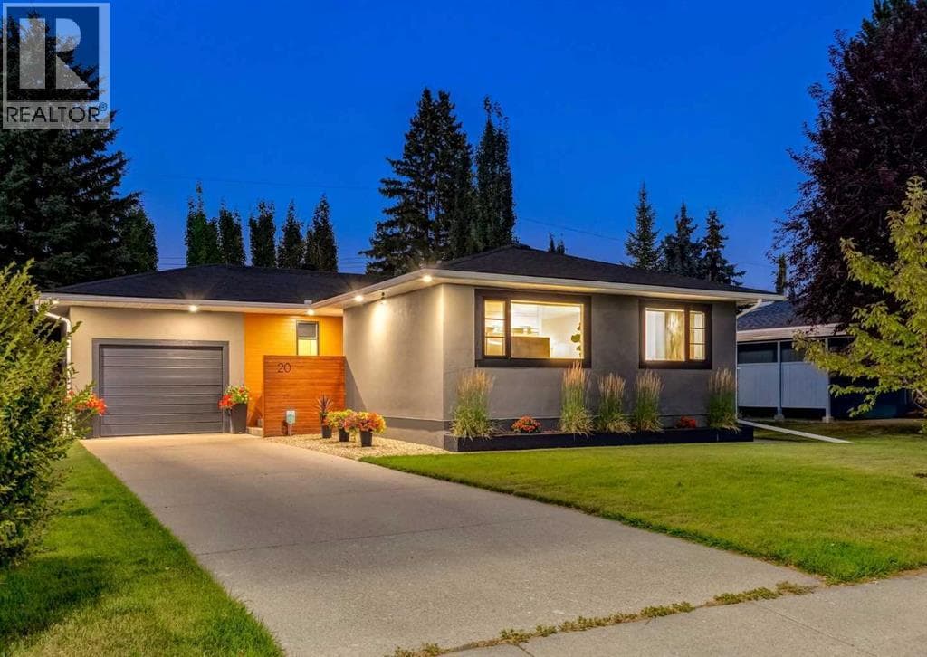 20 Gainsborough Drive SW