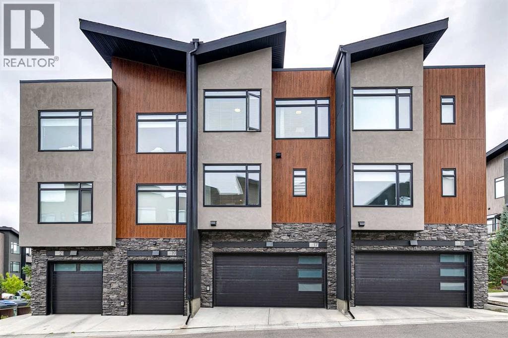 17 Royal Elm Green NW