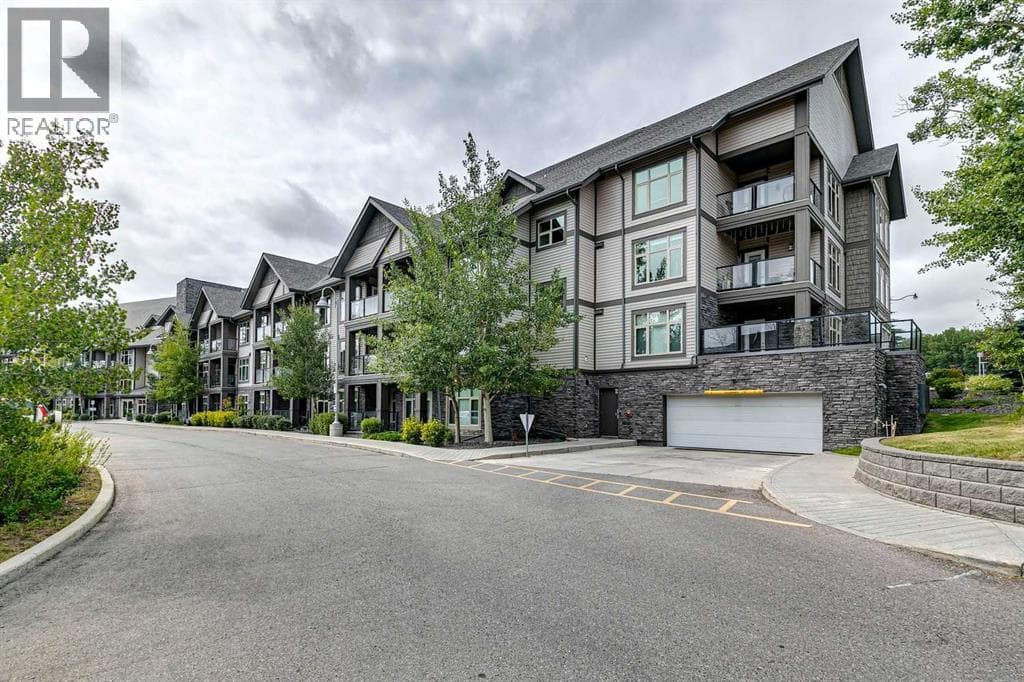225, 15 Aspenmont Heights SW