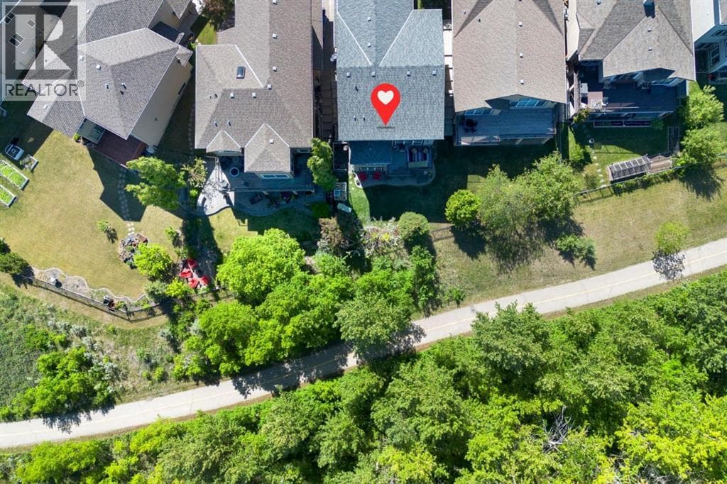 382 Tuscany Ravine Road NW