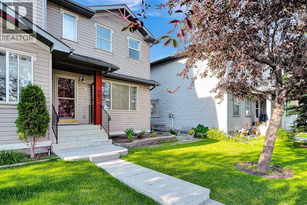 203 Covemeadow Crescent