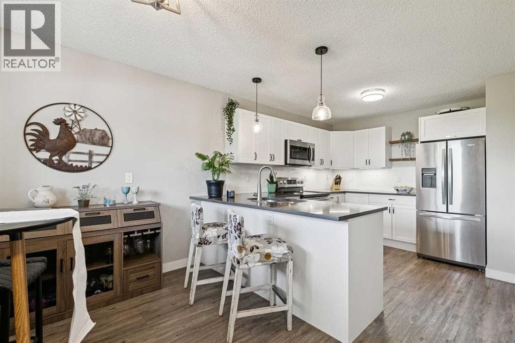 110S, 203 Lynnview Road SE