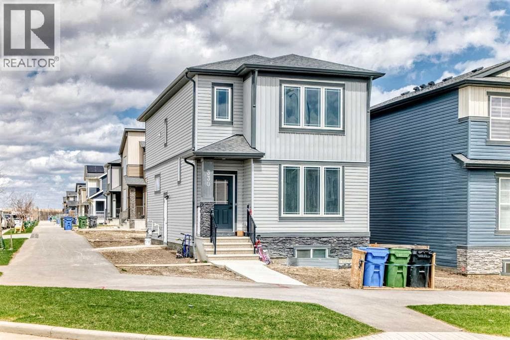330 Ambleton Drive NW