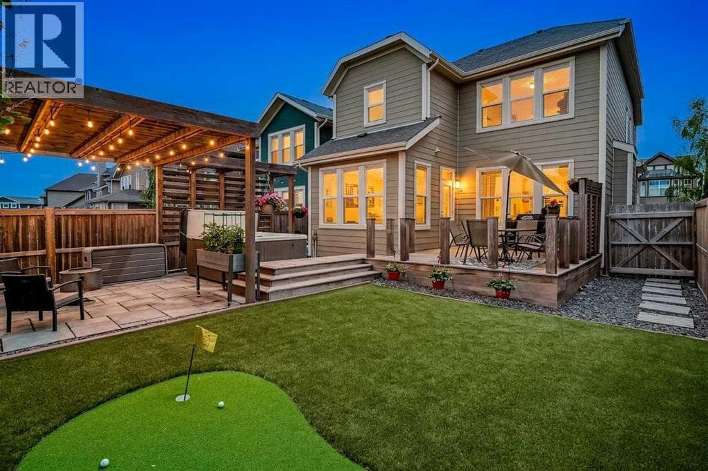 367 Mahogany Terrace SE
