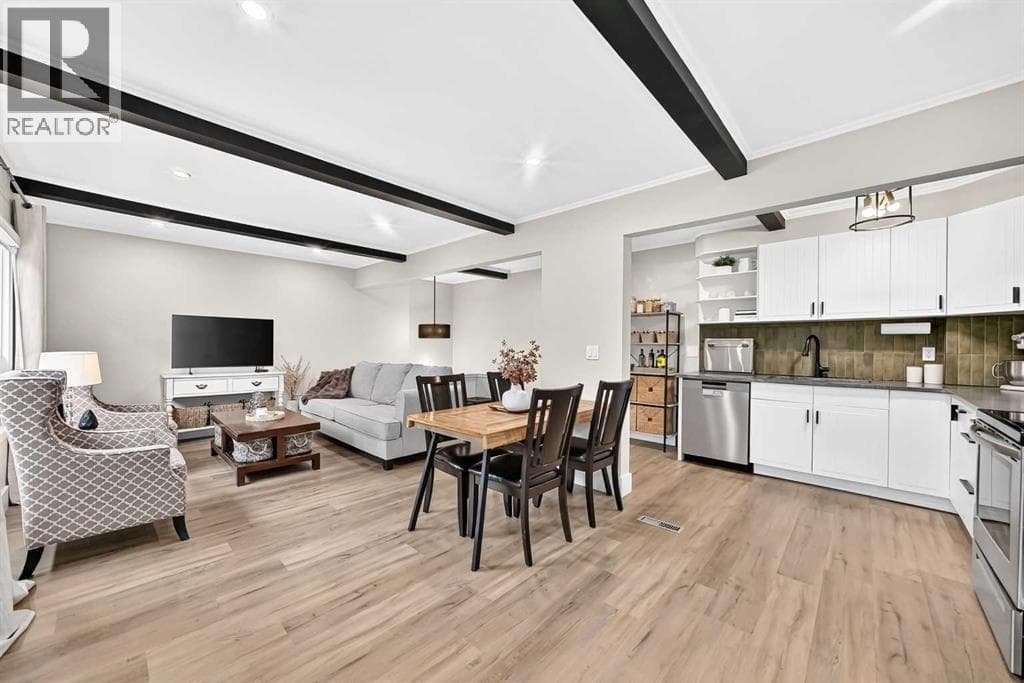 1702, 11010 Bonaventure Drive SE