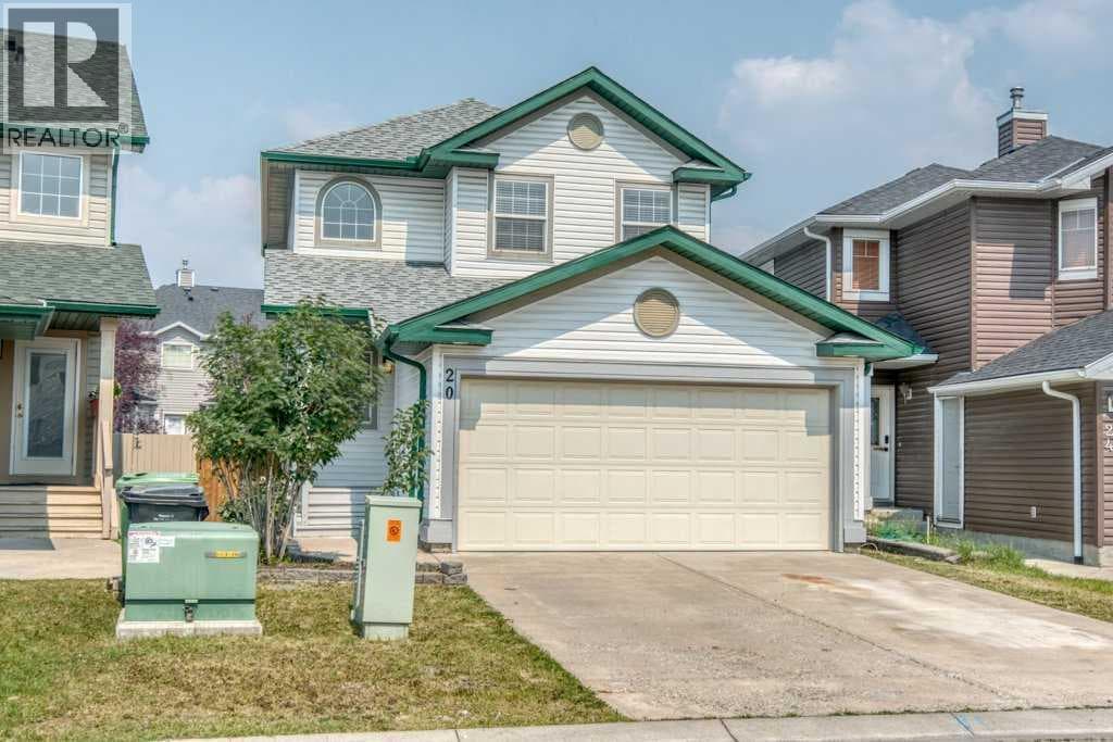 20 Taracove Crescent NE