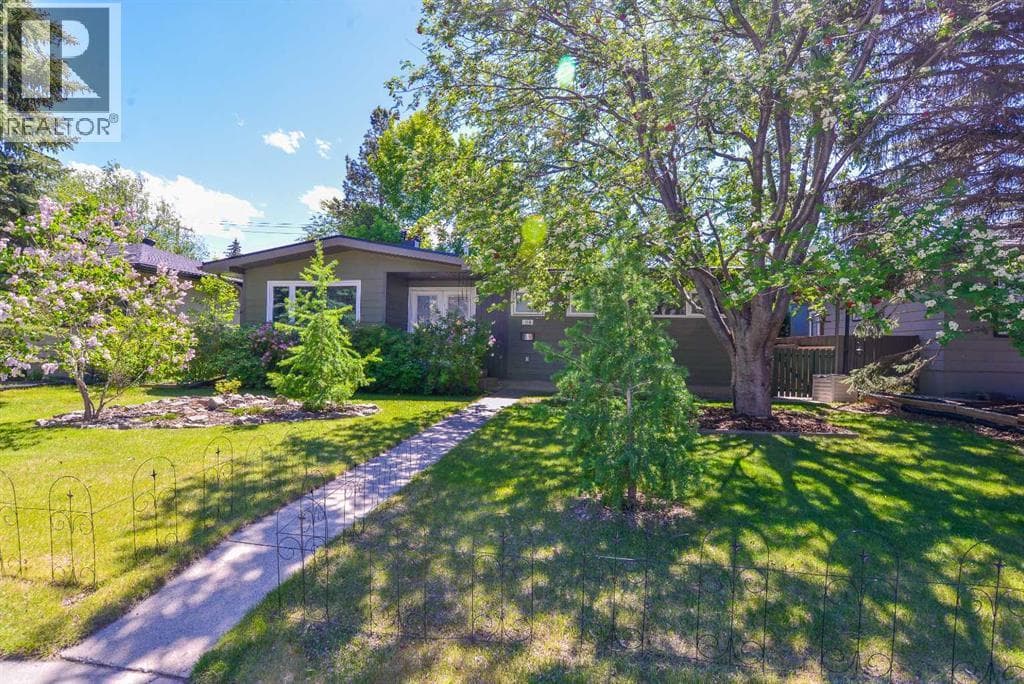 361 Capri Avenue NW