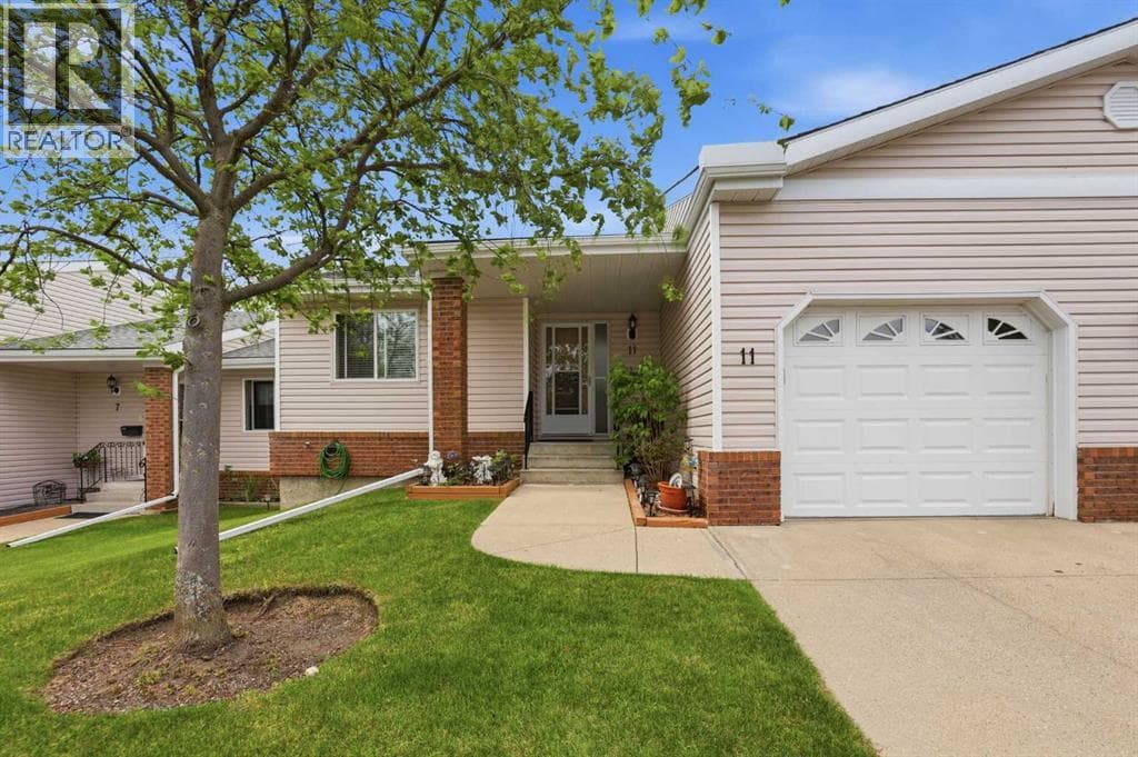 11 Macewan Park Heights NW