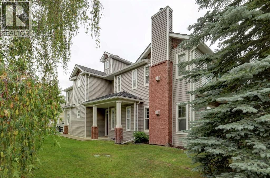 102, 39 Hidden Creek Place NW