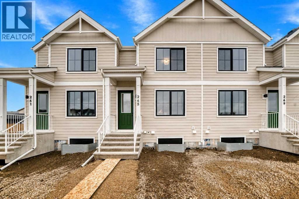 265 Heirloom Way SE