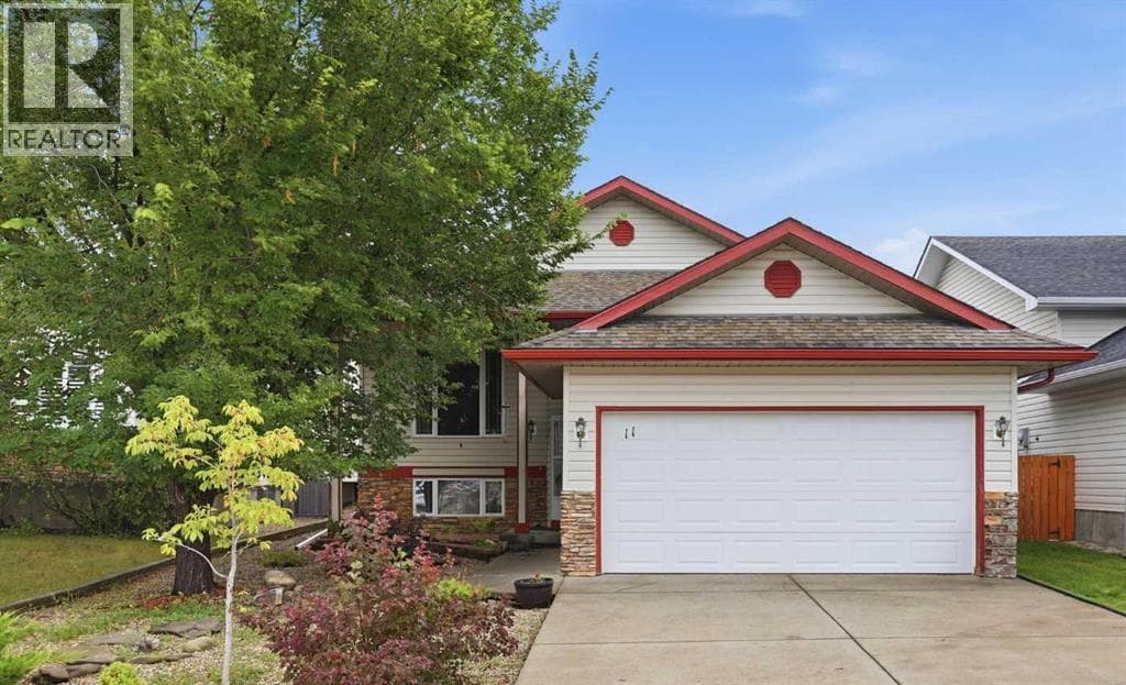 11 Westfall Crescent