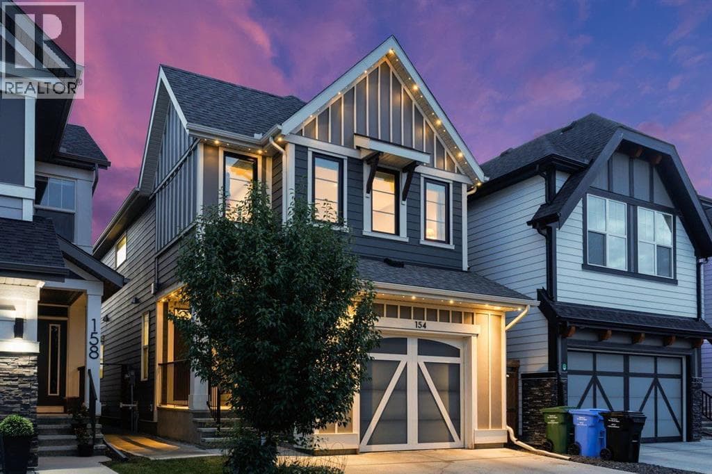 154 Masters Row SE