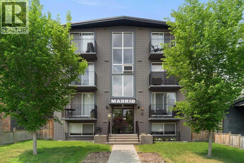 204, 1815 16 Street SW