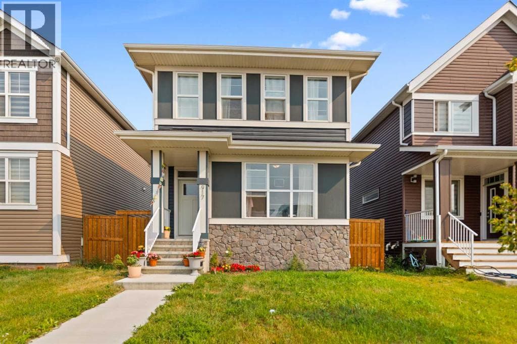 917 West Lakeview Drive
