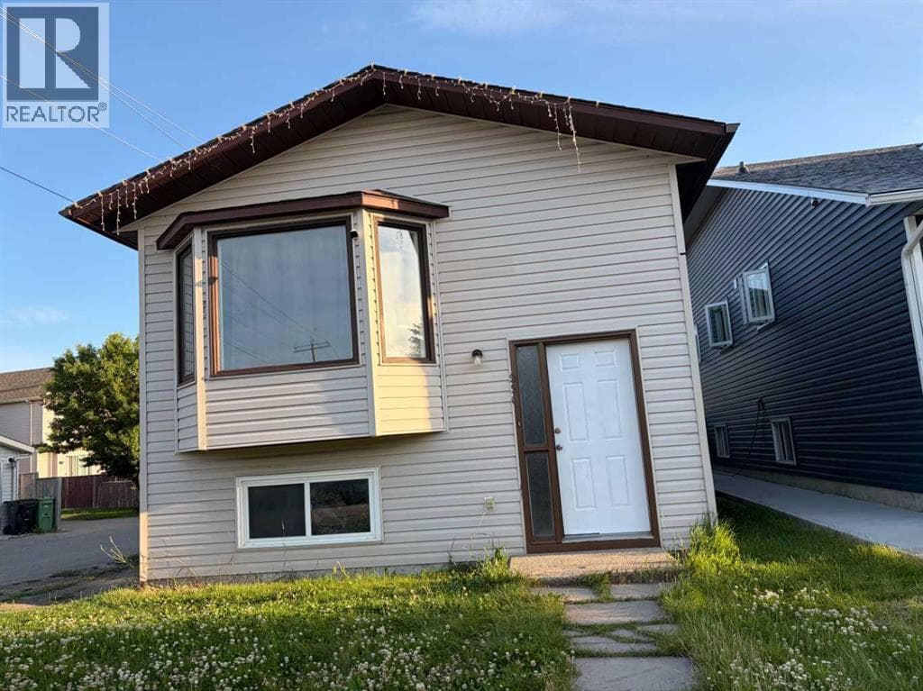 250 Falmere Way NE