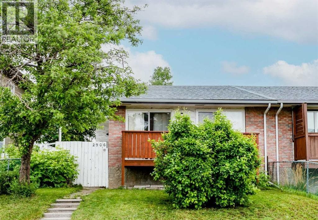 2906 Doverville Crescent SE