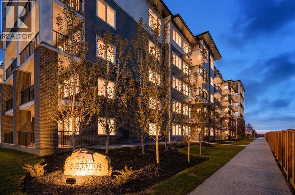 1305, 44 Skyview Parkway NE