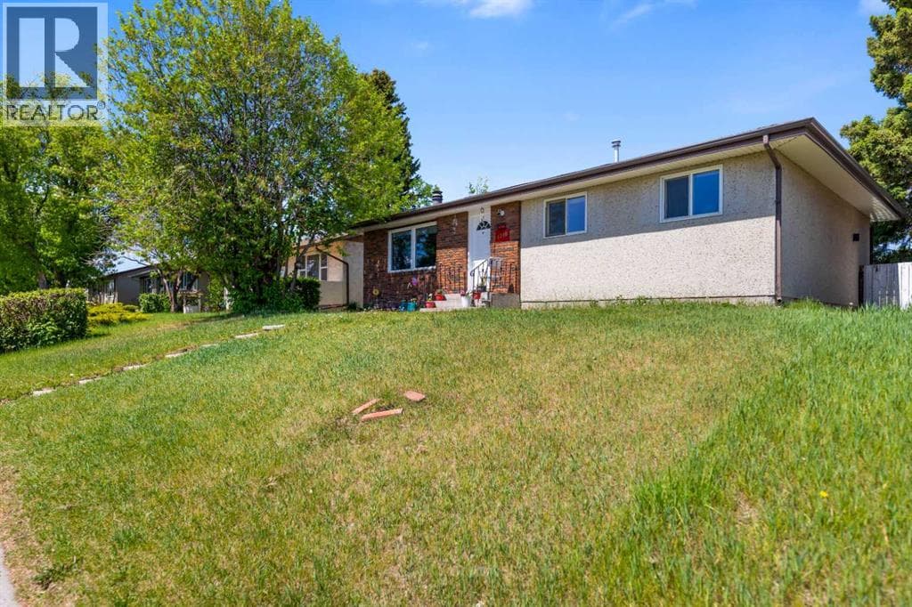 4140 Maryvale Drive NE