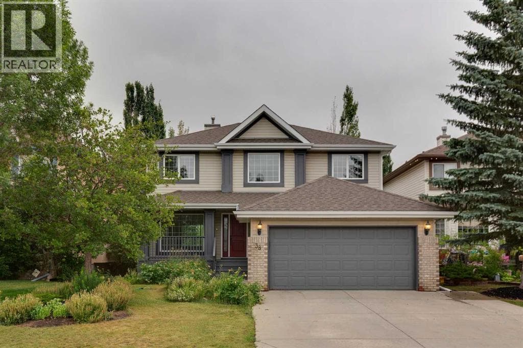 38 Tuscany Hills Crescent NW