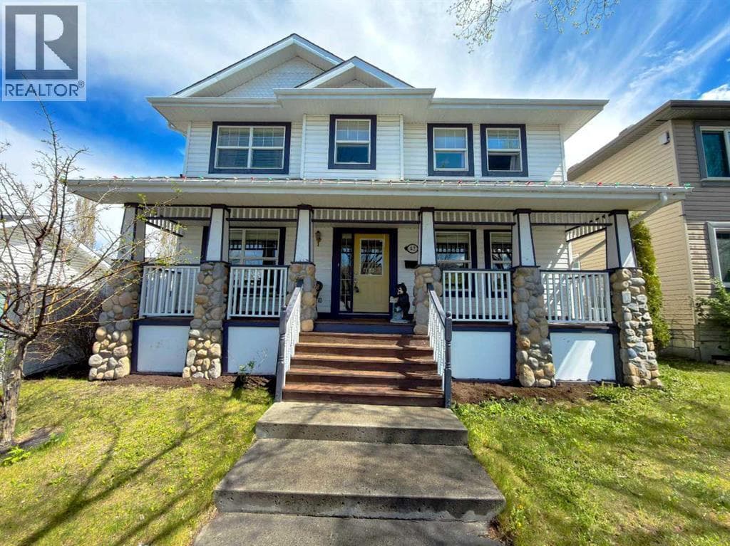 42 Inverness View SE