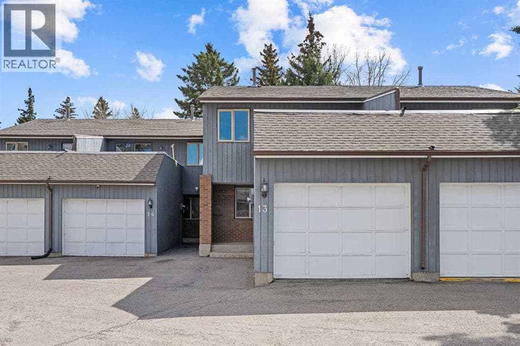 13, 803 Varsity Estates Drive NW