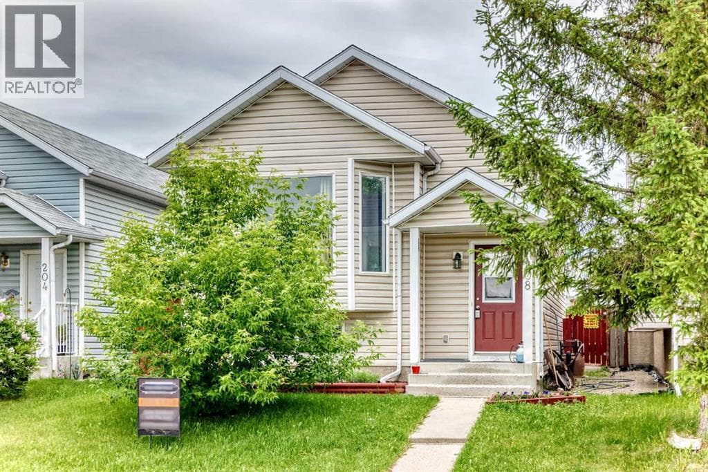 208 Erin Meadow Green SE