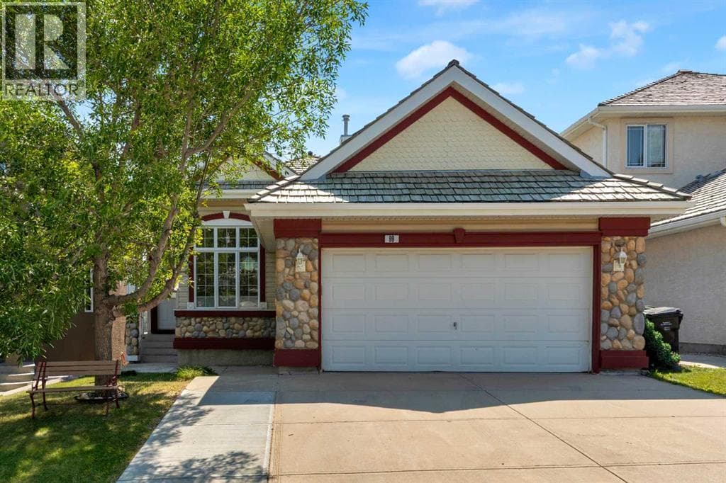 99 Edgeridge View NW