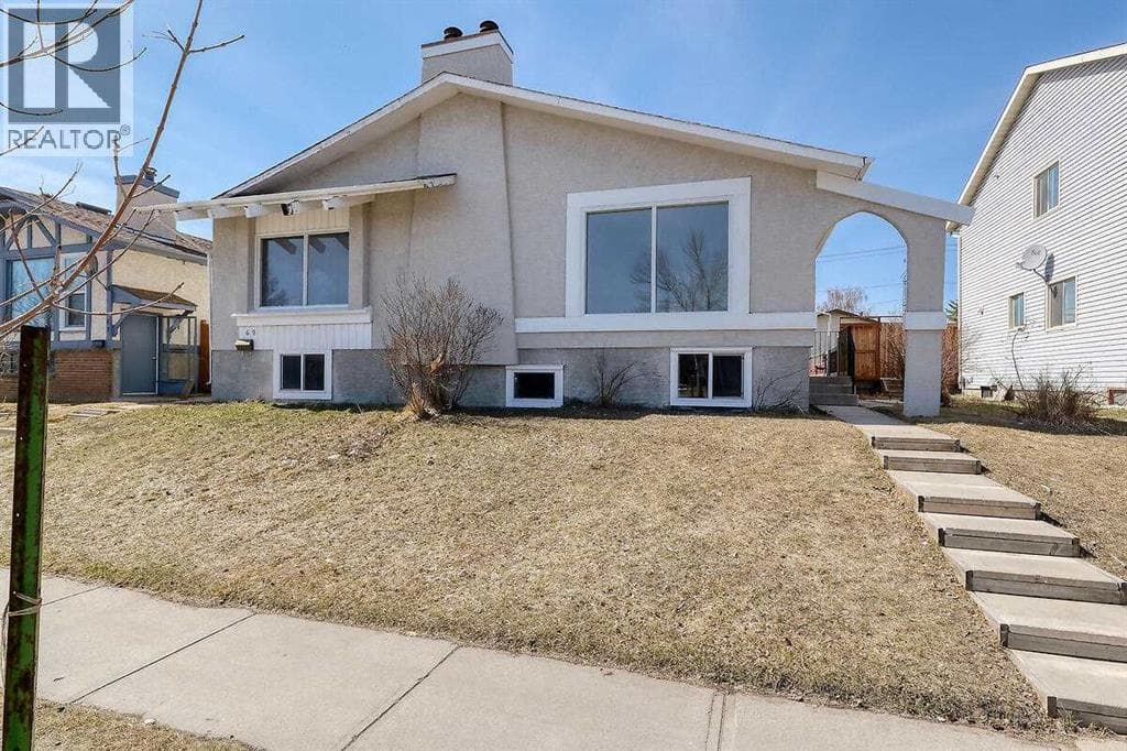 71 Falton Drive NE