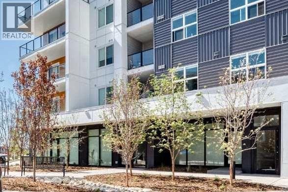 1217, 63 Corner Glen Crescent NE