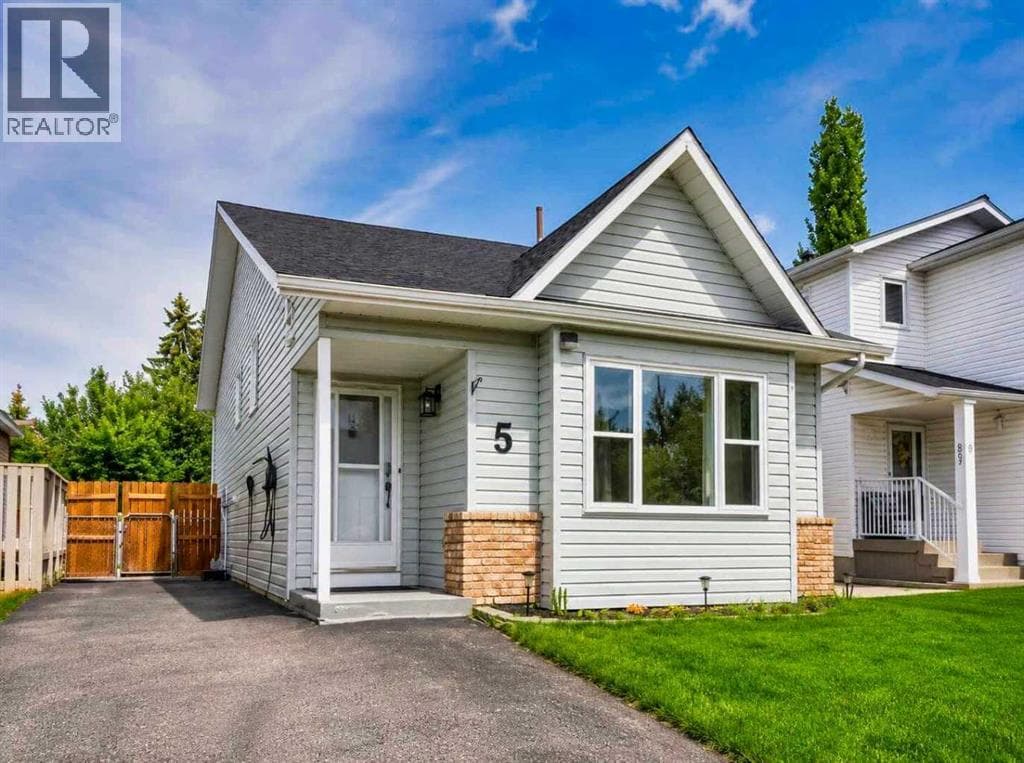 5 Shawglen Court SW
