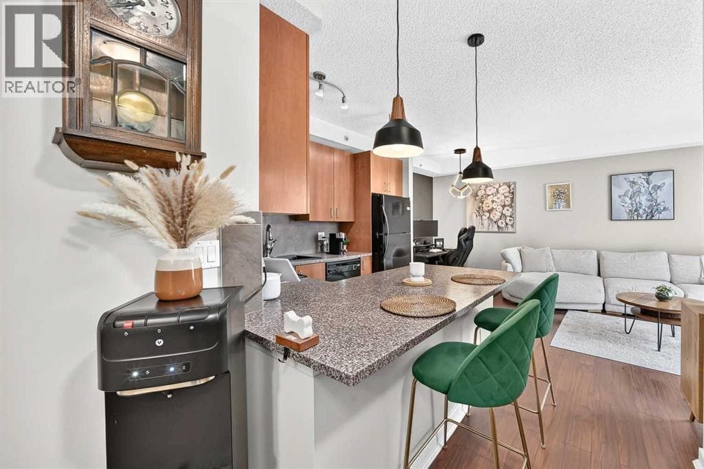 414, 120 Country village Circle NE