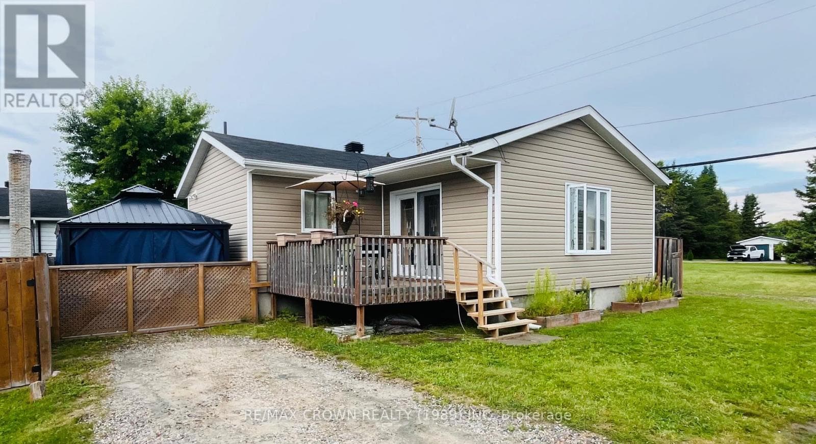 5 GLEN AVENUE