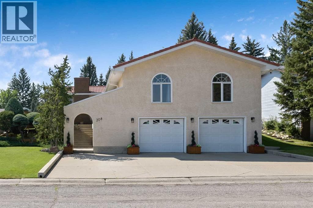 308 Canniff Place SW