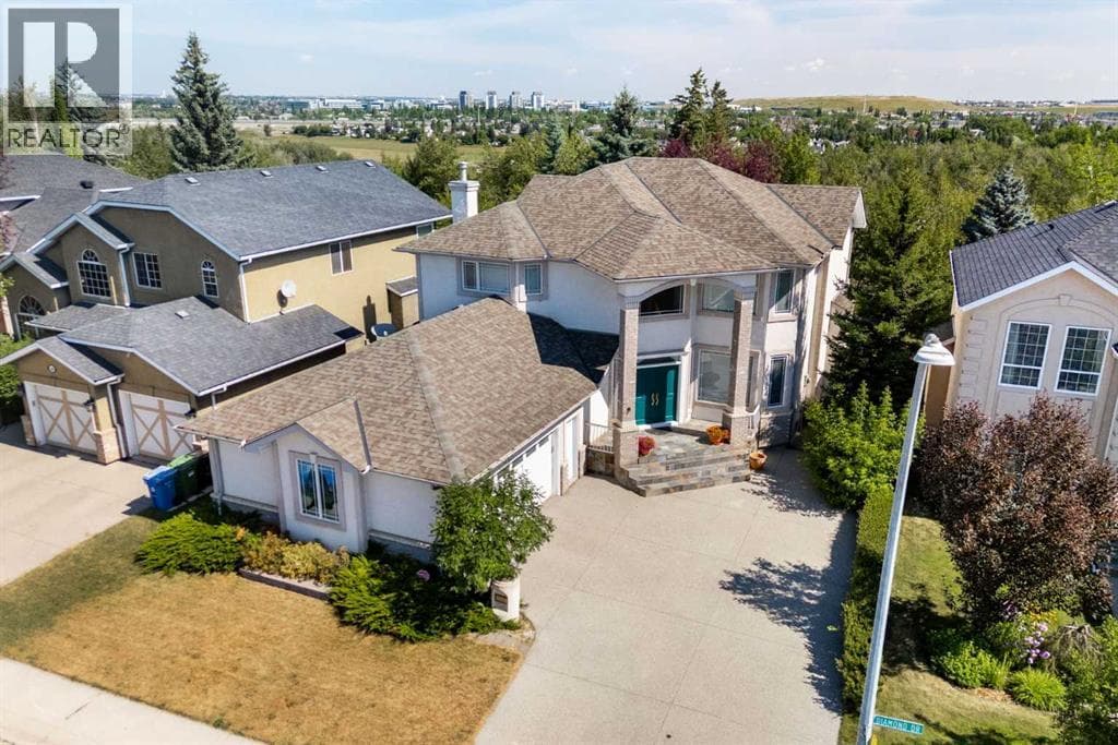250 Diamond Drive SE