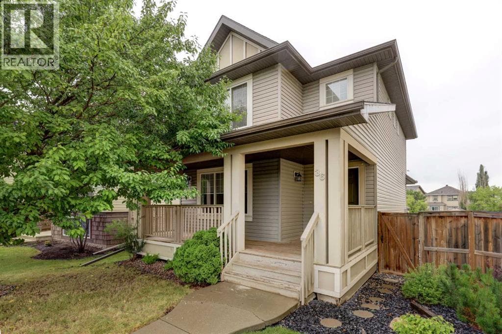 36 Copperstone Court SE