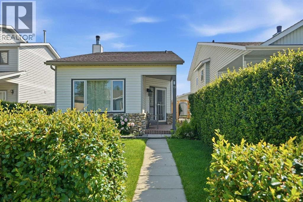 19 Millcrest Way SW