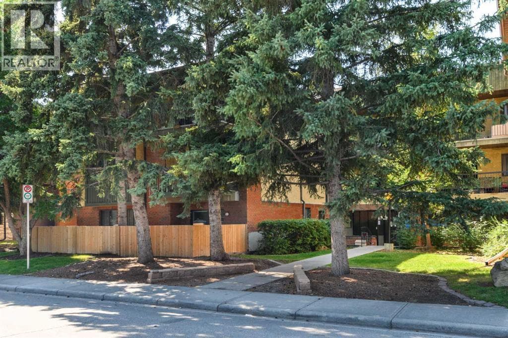 209, 1919 36 Street SW