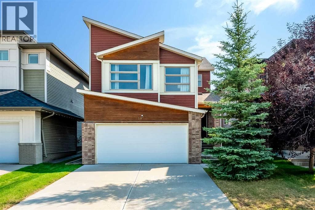 232 Walden Heights SE