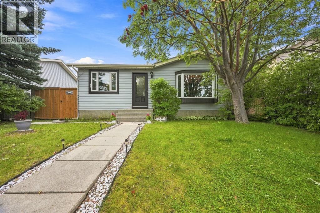 55 Macewan Park Way NW