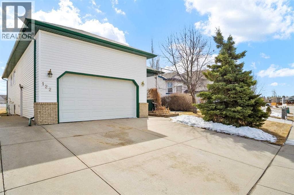 122 Carriage Lane Road