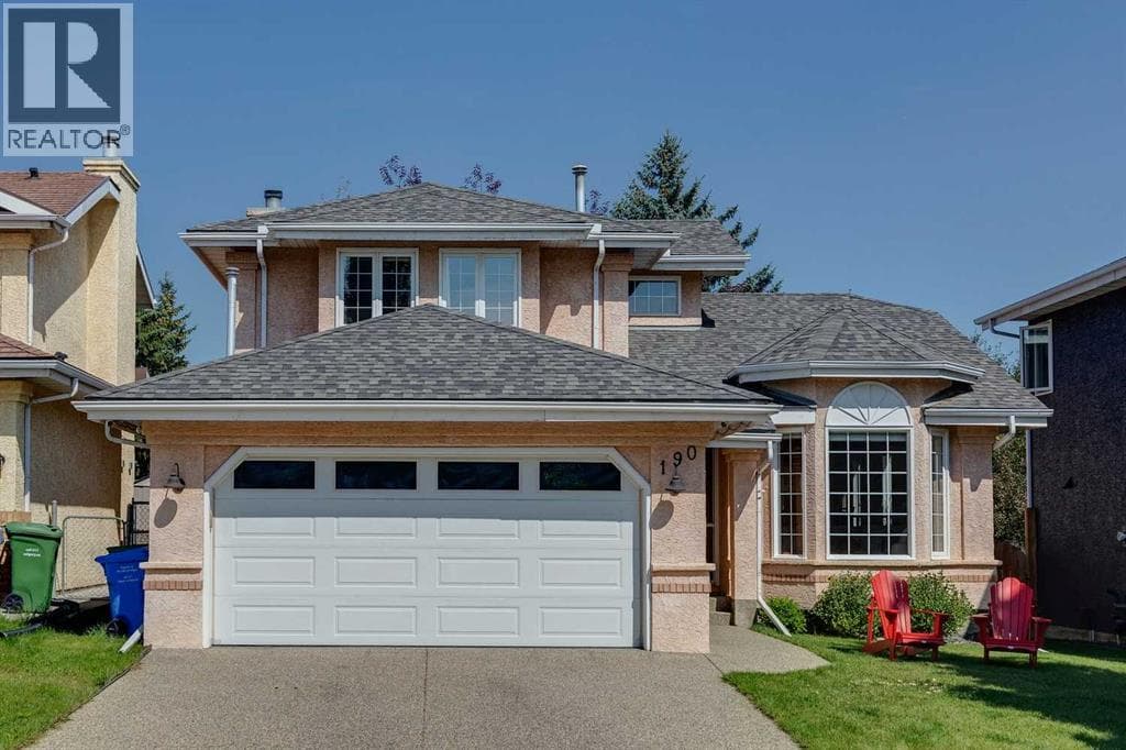 190 Mt Robson Close SE
