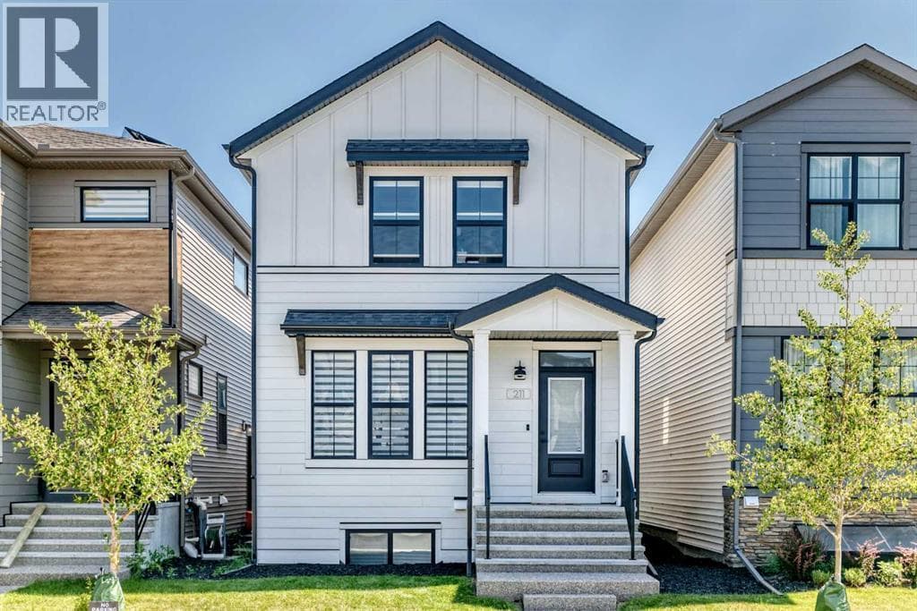 211 Silverton Glen Crescent SW