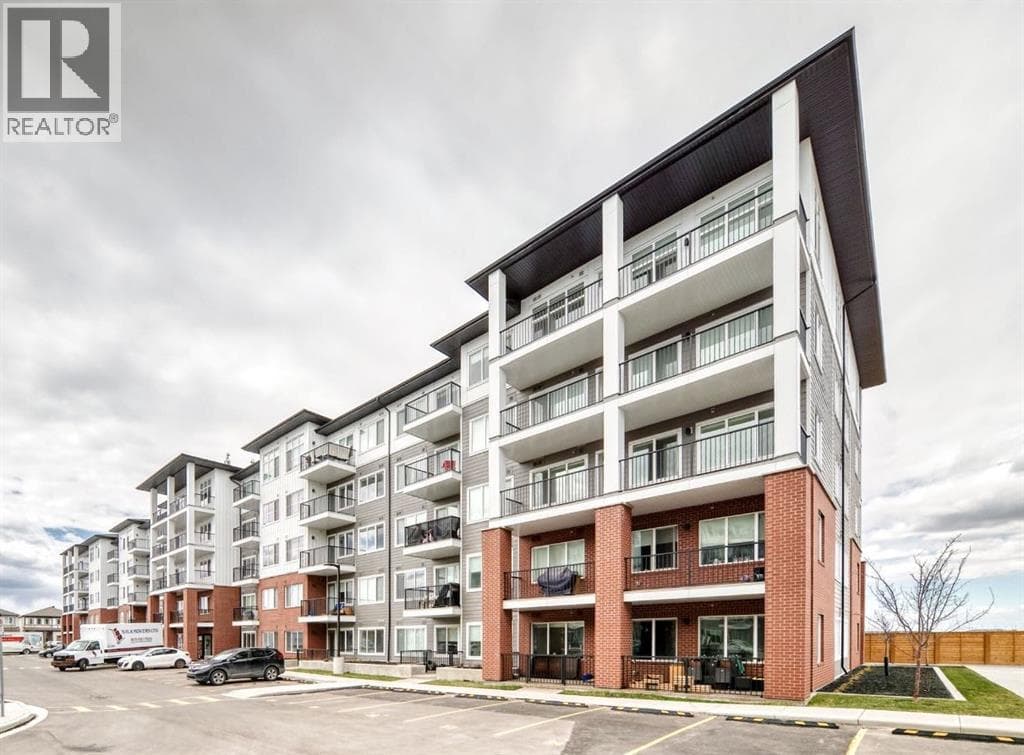 2301, 44 Skyview Parkway NE