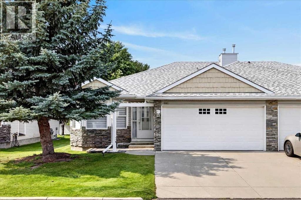 441 Freeman Way NW