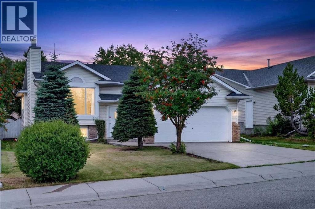 273 Sandarac Drive NW