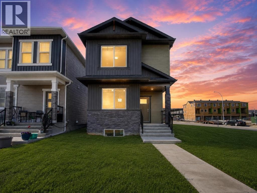 160 Belvedere Park SE