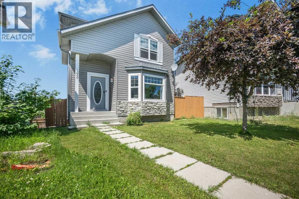 43 Covington Close NE